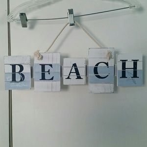 Brand new, Wooden BEACH sign